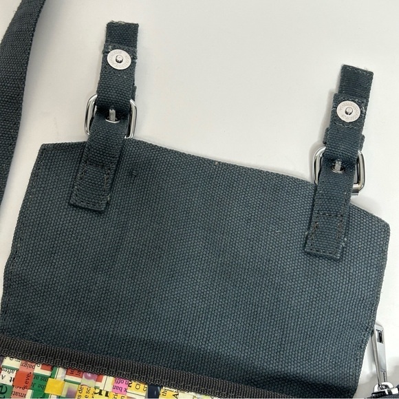 Onyx + Green Cross Weave Magazine Print Crossbody Bag - Picture 9 of 12